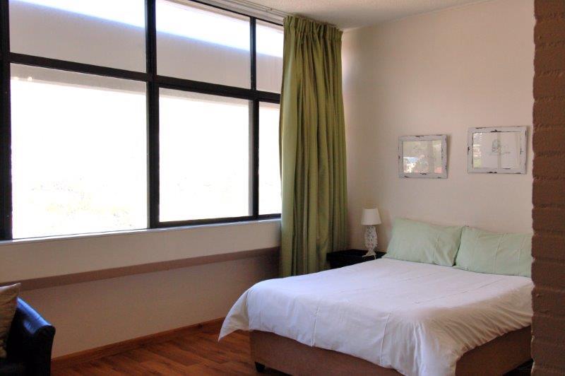 To Let 0 Bedroom Property for Rent in Oranjezicht Western Cape